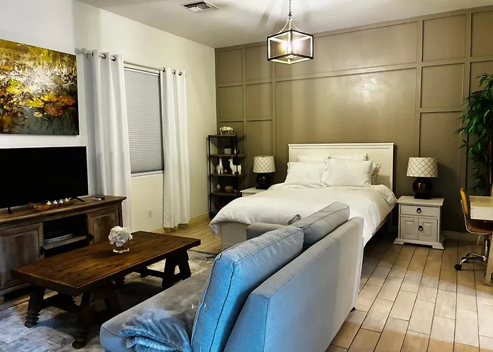 Сasa de vacaciones Beautiful Private Casita/guesthouse W/ Kitchen, Access To Pool/spa *
